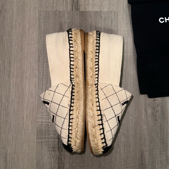 Chanel Canvas Diamond Quilted CC espadrilles - Picture 6 of 14